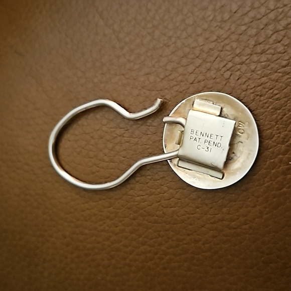 VTG BENNETT CW Sterling Silver Navajo Design Keyring Clip - Picture 7 of 7
